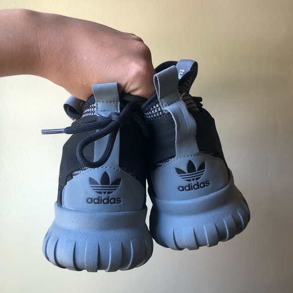 Adidas Tubular - Picture 6 of 9